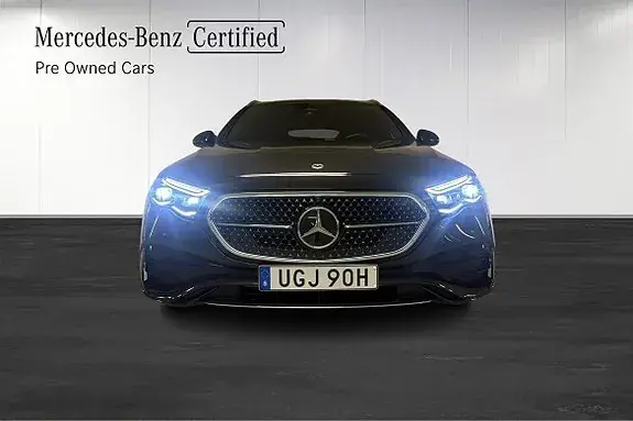 Mercedes-Benz E 300 2025 photo 2