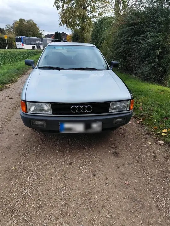 Audi 80