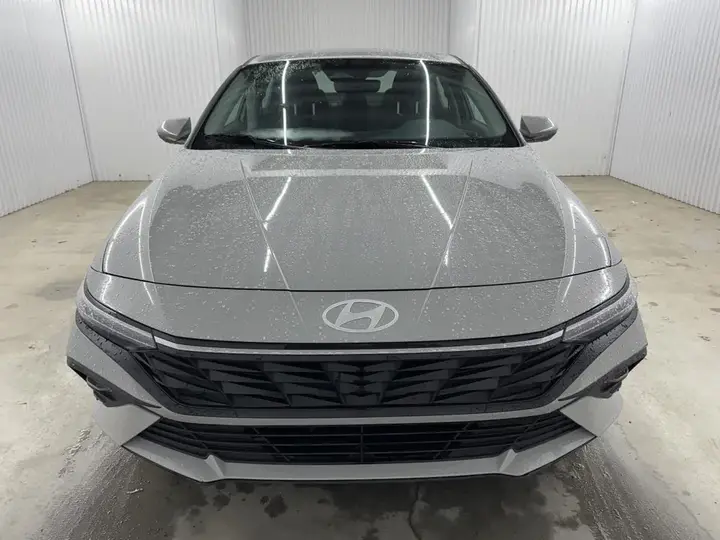 Hyundai Elantra 2024 photo 3