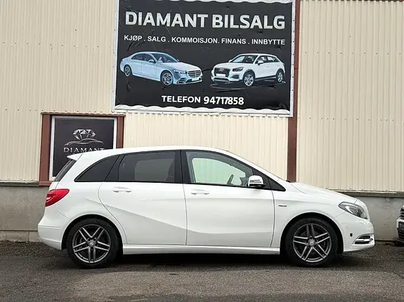 Mercedes-Benz B 200 2012 photo 5