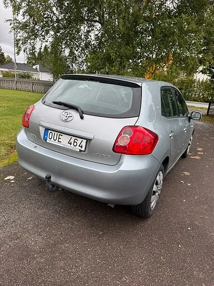 Toyota Auris 2009 photo 5