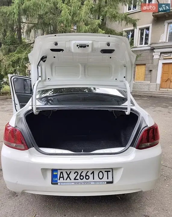 Peugeot 301 2019 photo 3