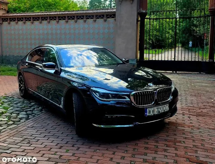 BMW Seria 7 750Li