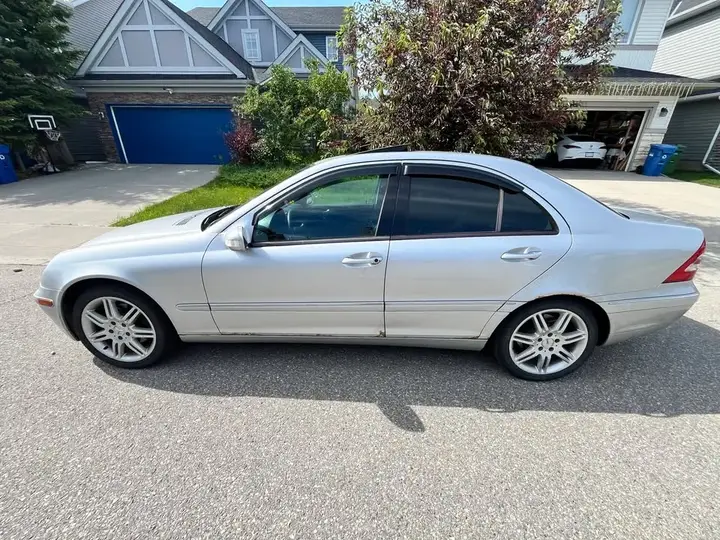Mercedes-Benz C-Class 2002 photo 5