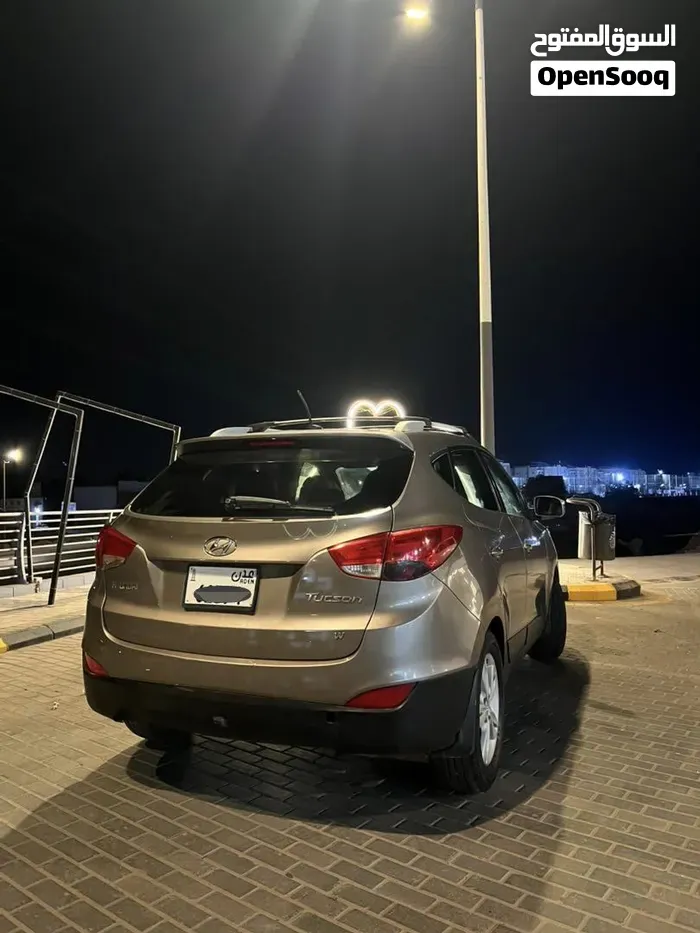 Hyundai Tucson 2012 photo 2