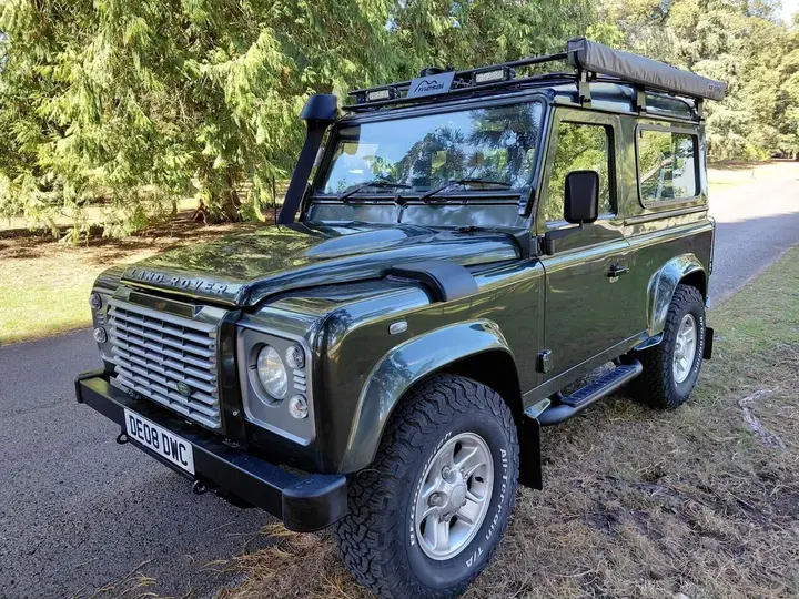Land Rover Defender