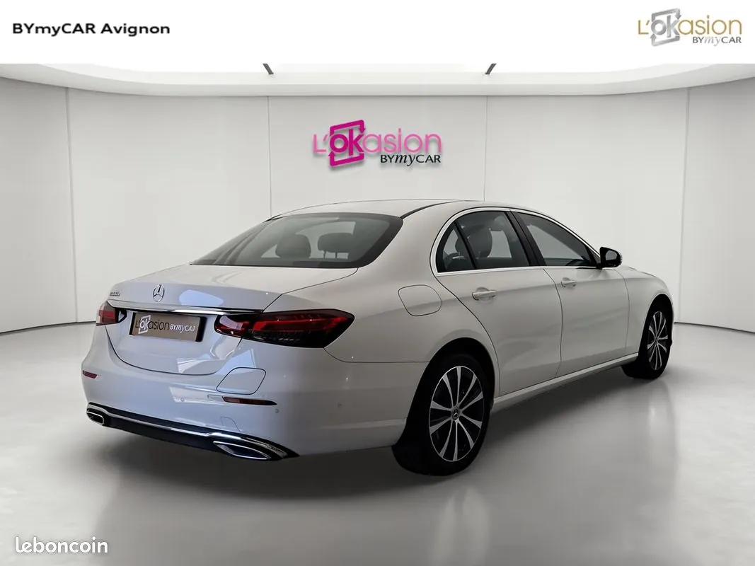 Mercedes-Benz E-Class 2022 photo 5