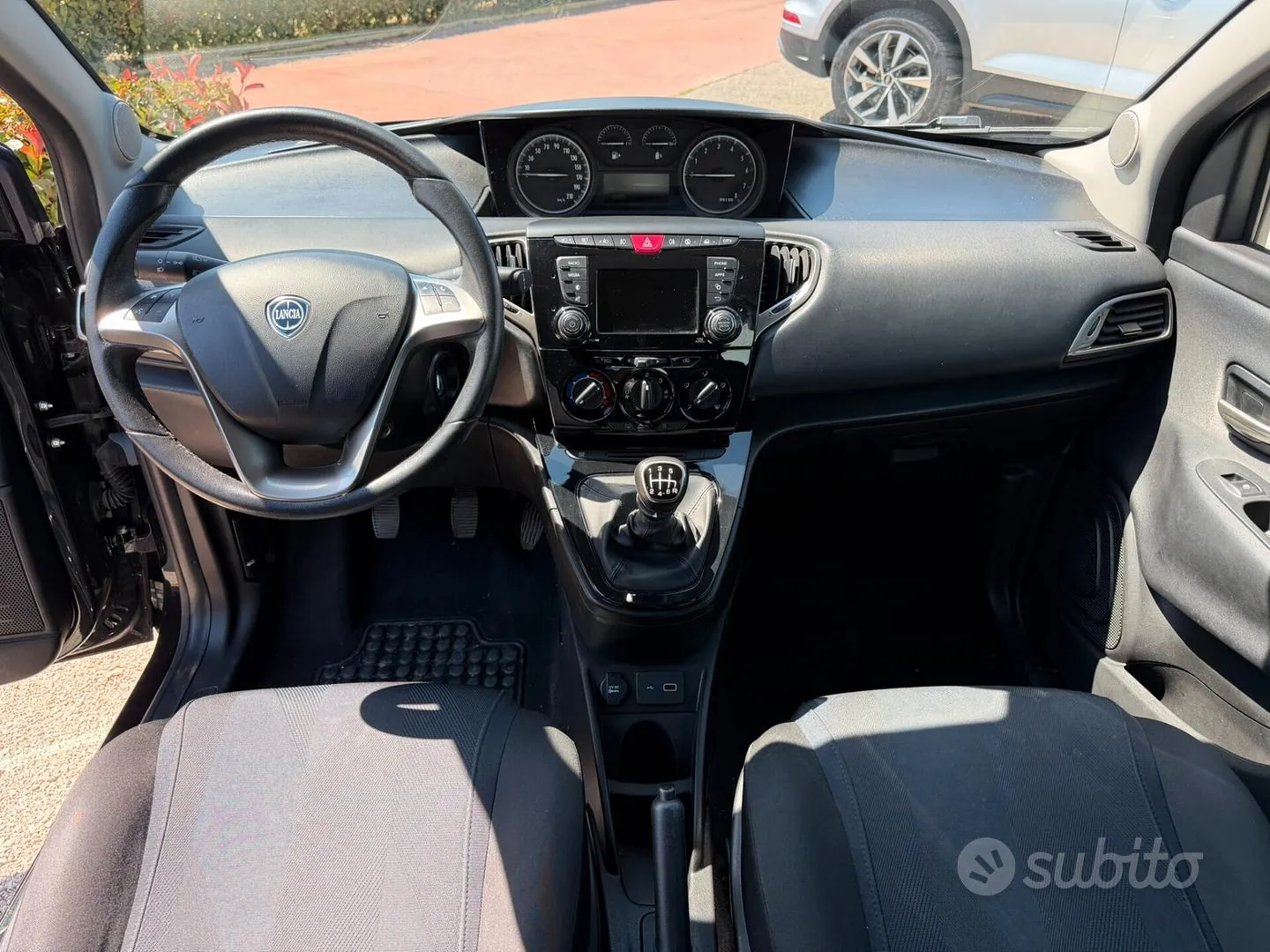 Lancia Ypsilon 2021 photo 5