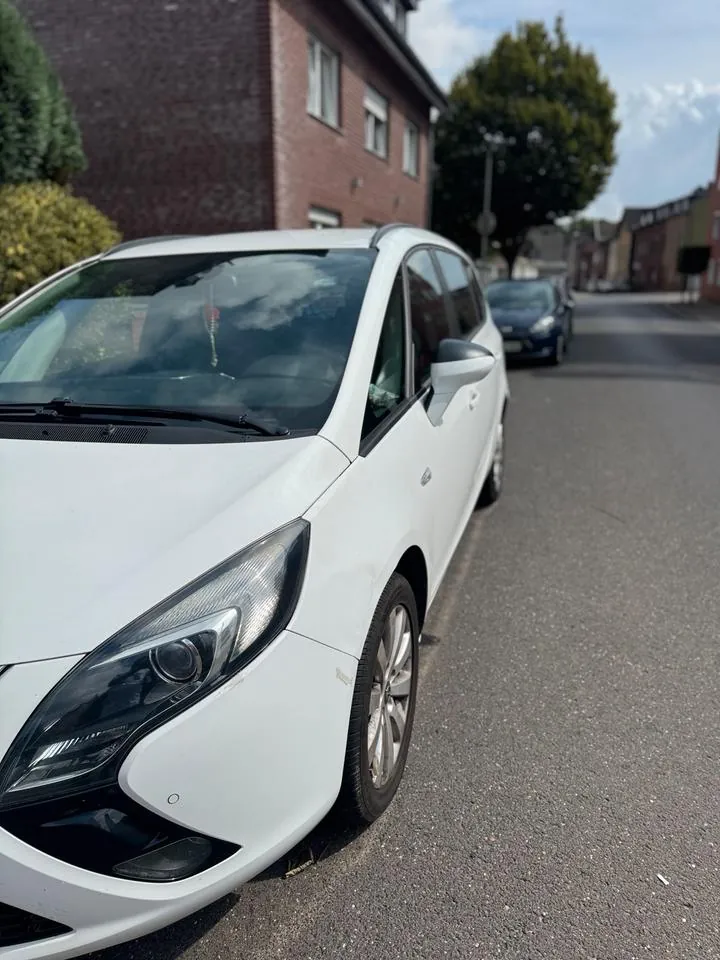 Opel Zafira B