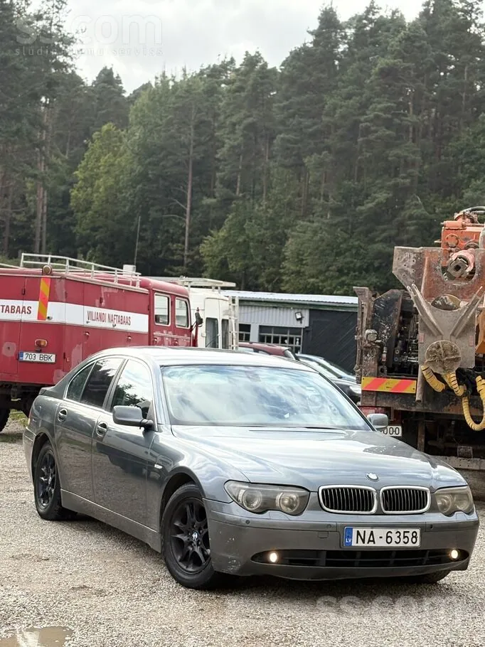 BMW 730 2003 photo 2