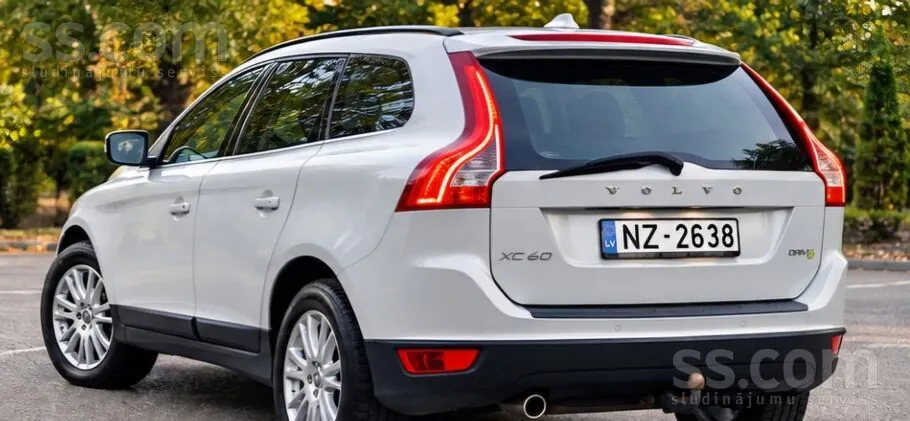 Volvo Xc60 2010 photo 2