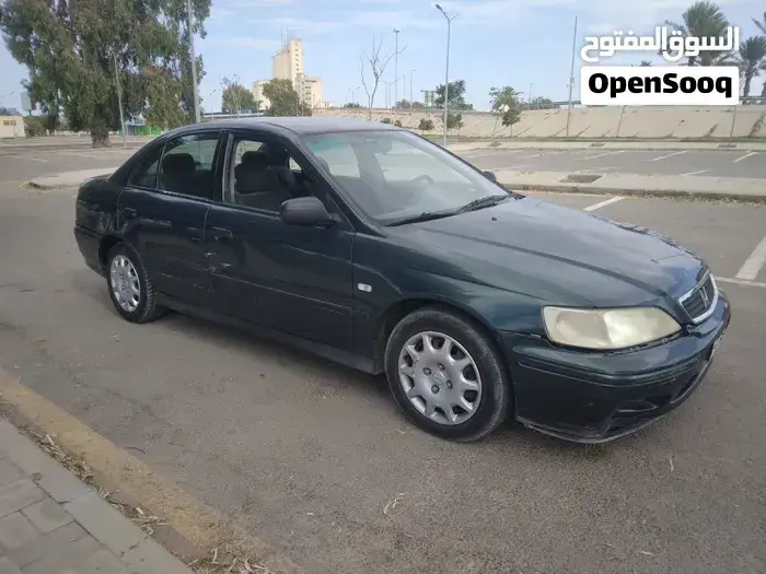 Honda Accord 2000 photo 2