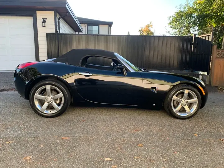 Pontiac Solstice