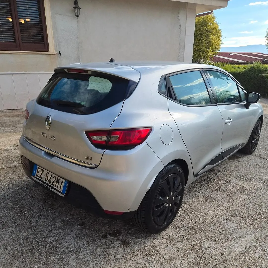 Renault Clio 2015 photo 5