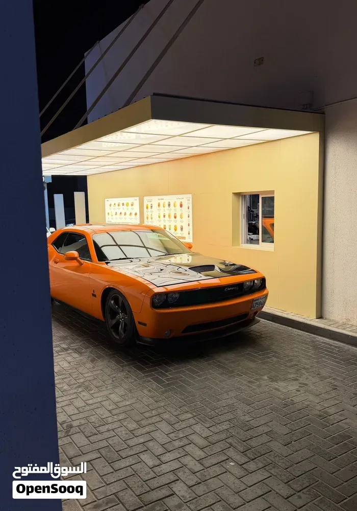 Dodge Challenger 2014 photo 2