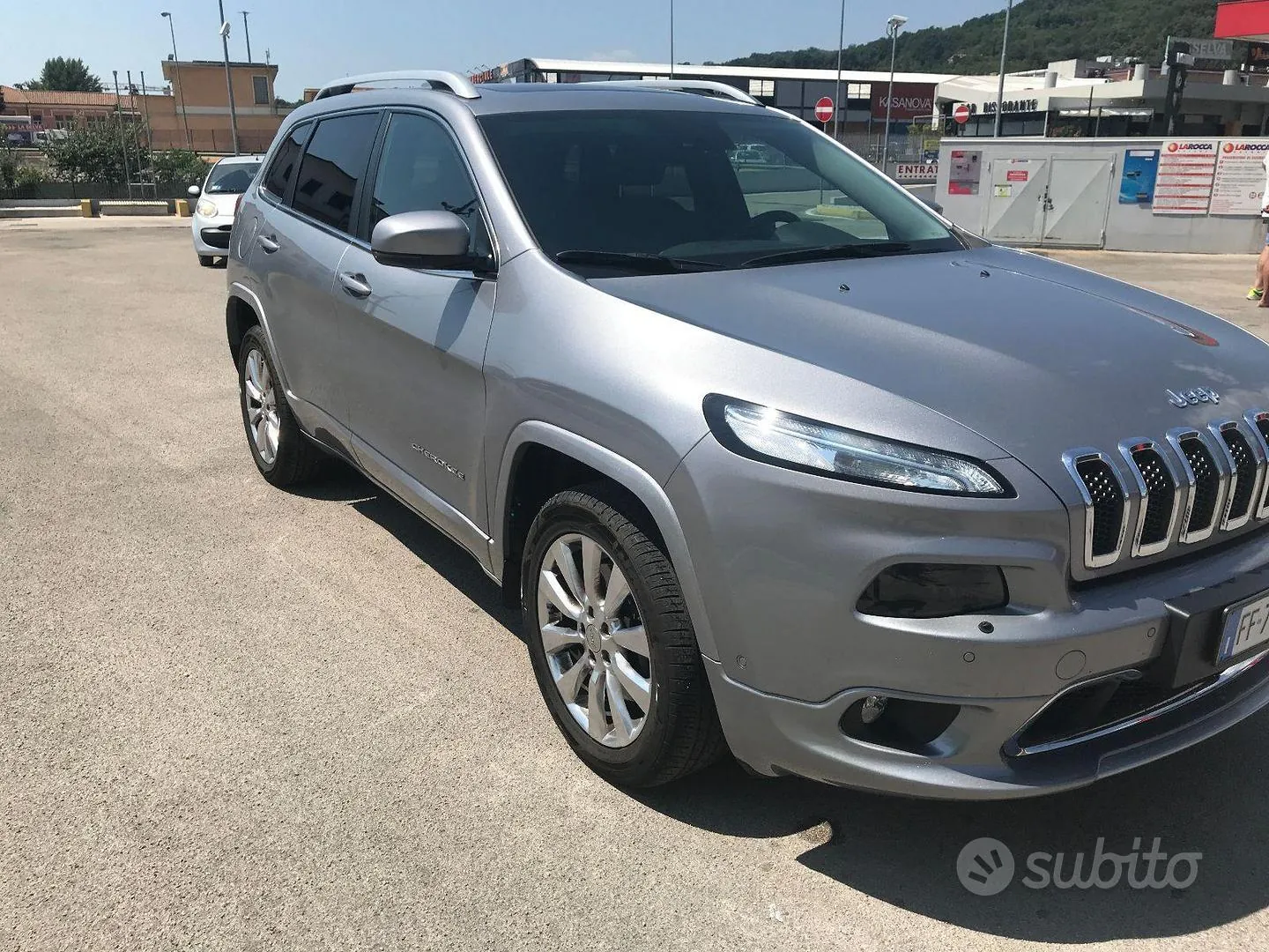 Jeep Cherokee 2016 photo 2