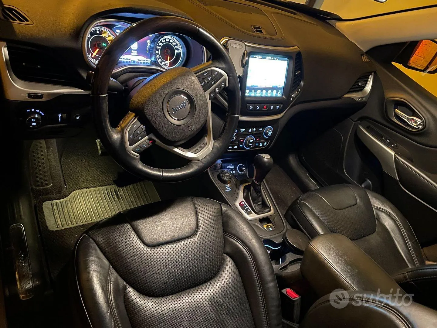 Jeep Cherokee 2016 photo 3