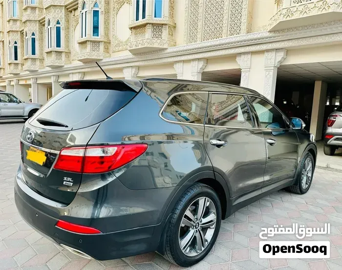 Hyundai Grand Santa Fe 2018 photo 4