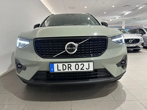 Volvo Xc40 2024 photo 2