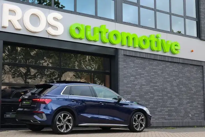Audi A3 Sportback 2023 photo 2
