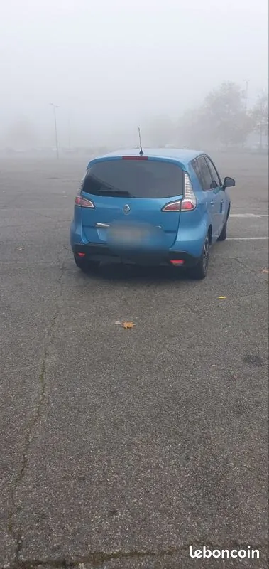 Renault Grand Scenic 2015 photo 3