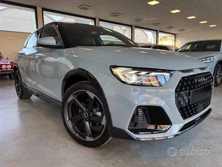 Audi A1 2025 photo 2