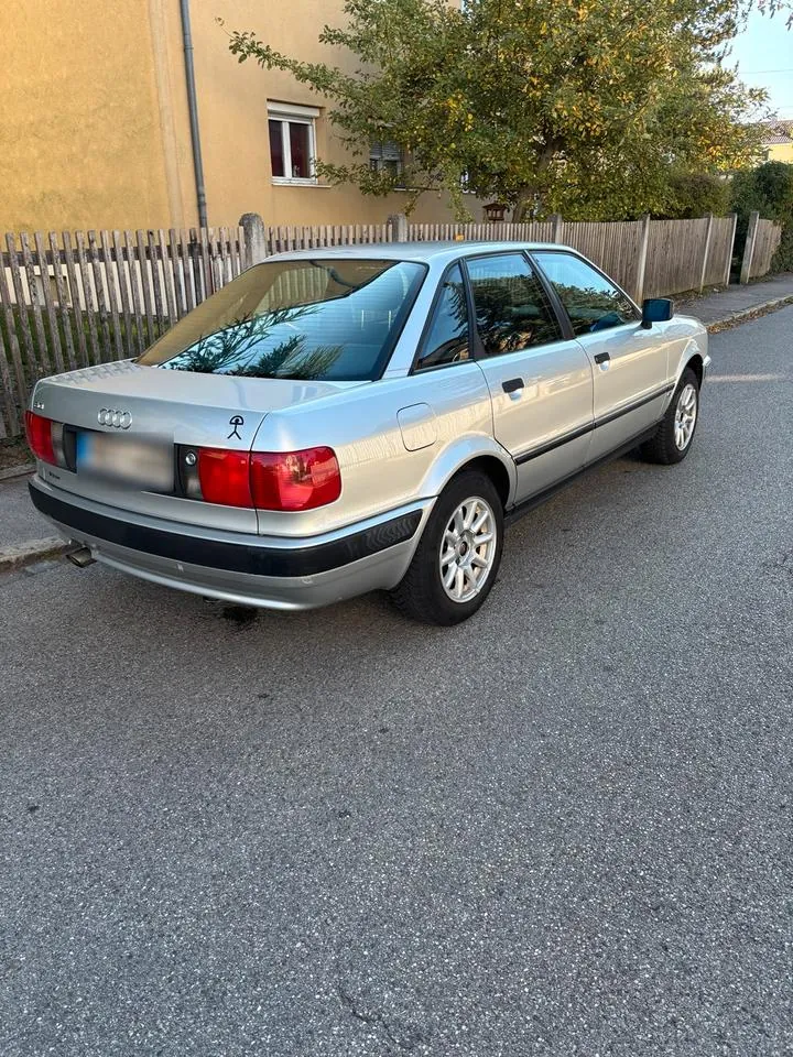 Audi 80
