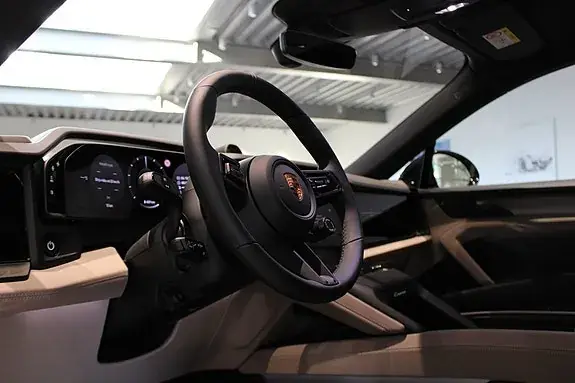 Porsche Cayenne Coupe 2026 photo 3