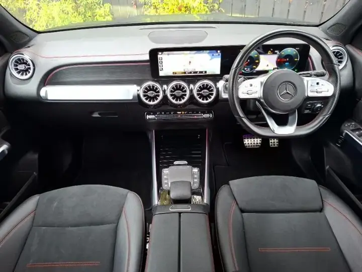 Mercedes-Benz Eqb 2023 photo 3