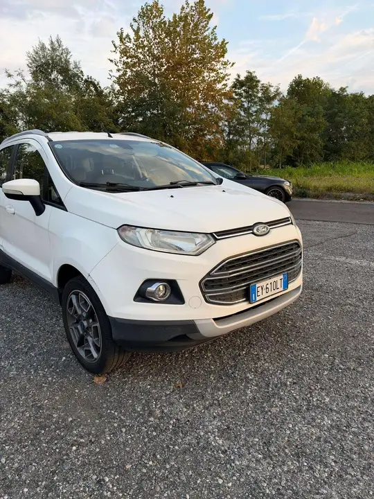 Ford Ecosport 2015 photo 3