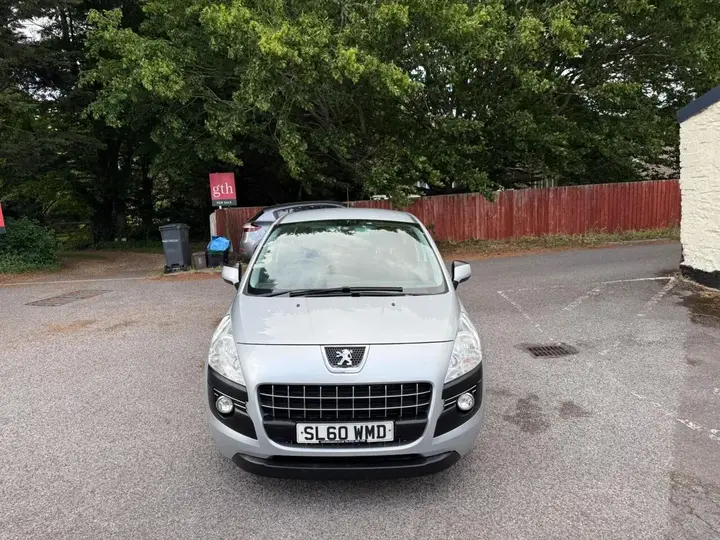 Peugeot 3008 2010 photo 2