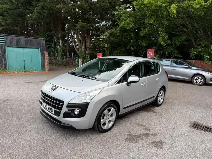 Peugeot 3008 2010 photo 3
