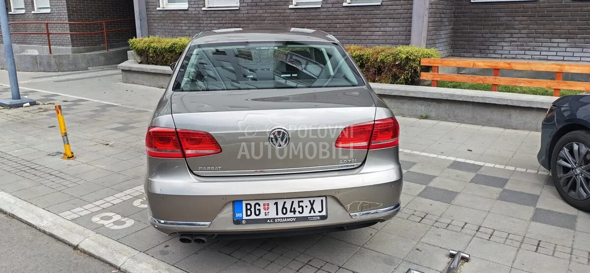 Volkswagen Passat 2012 photo 3