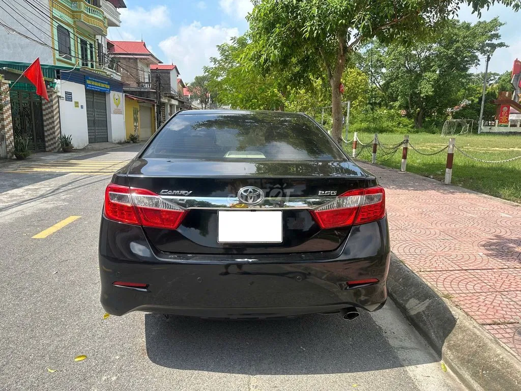 Toyota Camry 2014 photo 4