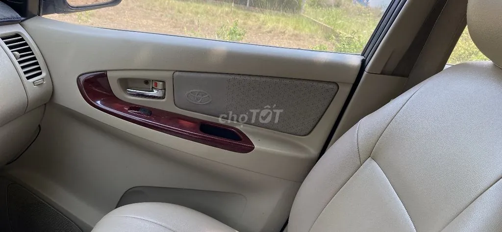 Toyota Innova 2006 photo 5