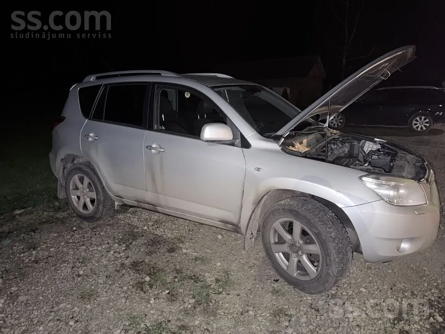Toyota Rav4 2006 photo 3