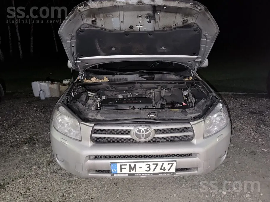 Toyota Rav4 2006 photo 5