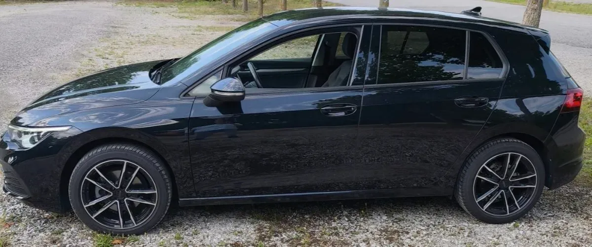 Volkswagen Golf 2022 photo 2