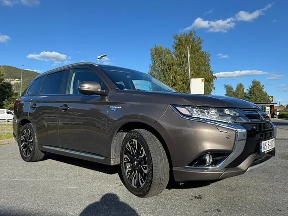Mitsubishi Outlander 2016 photo 3