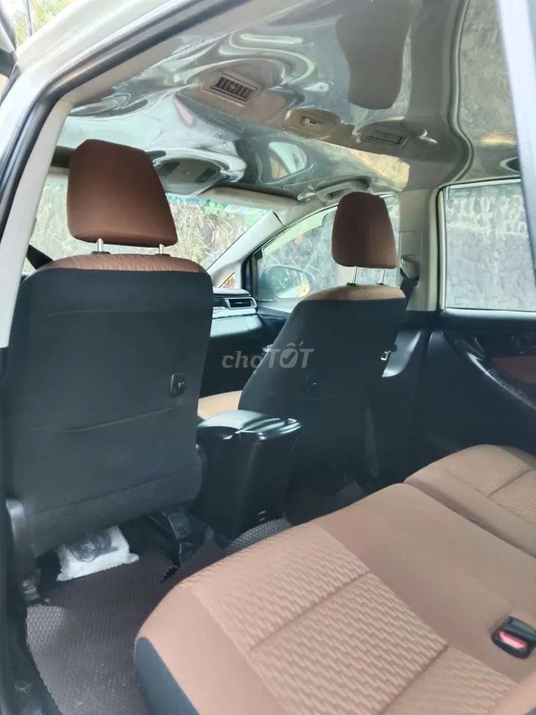 Toyota Innova 2019 photo 2