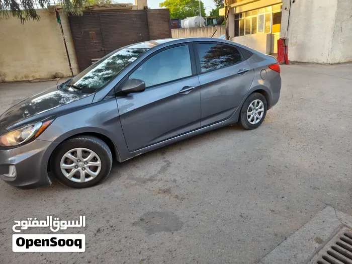 Hyundai Accent 2012 photo 5