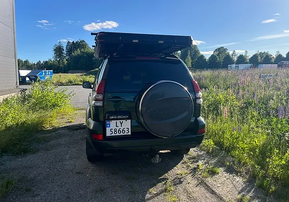 Toyota Land Cruiser 2005 photo 5