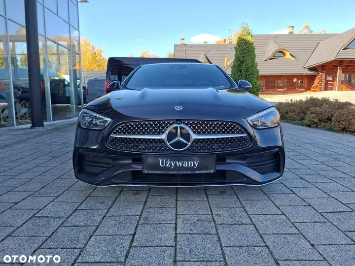 Mercedes-Benz C-Class 2025 photo 2