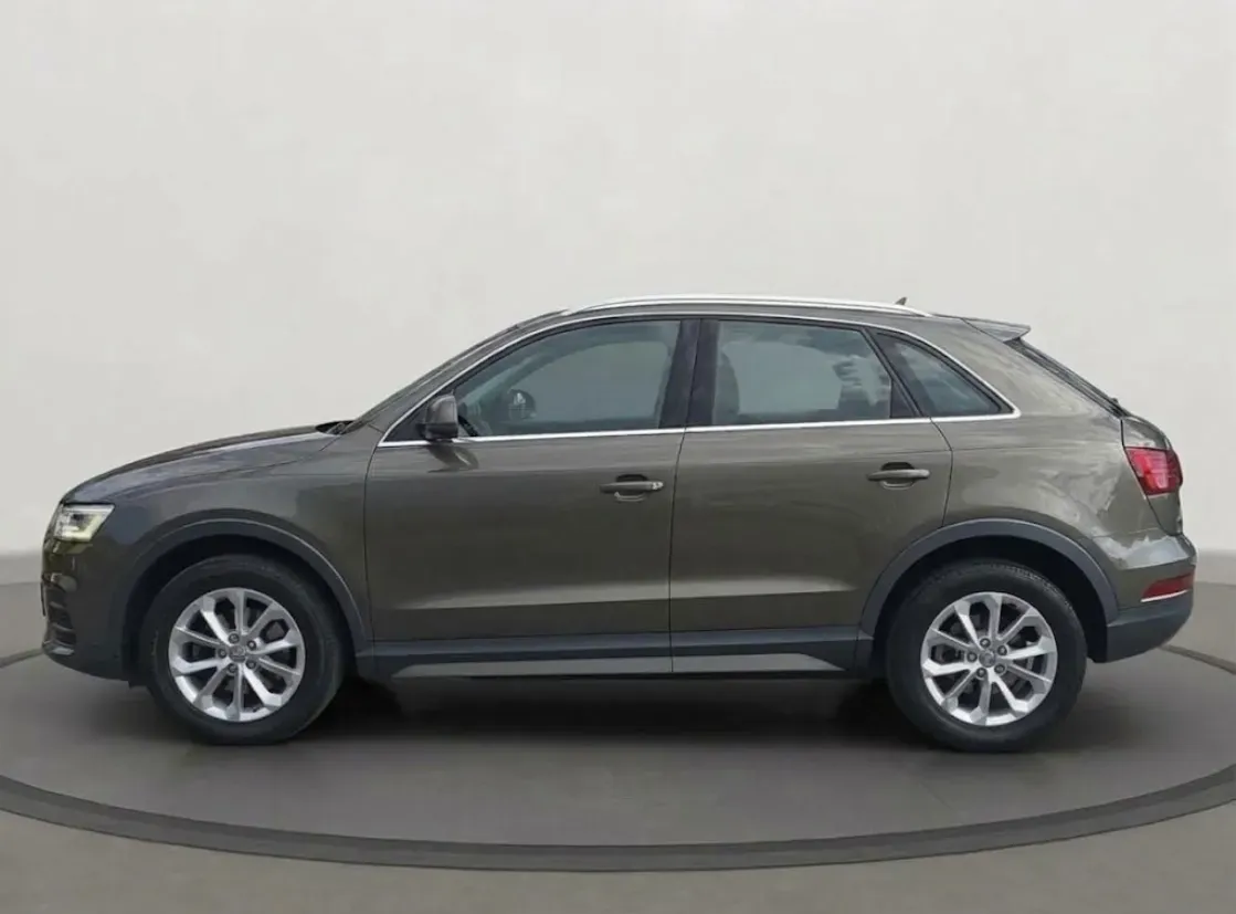 Audi Q3 2015 photo 3