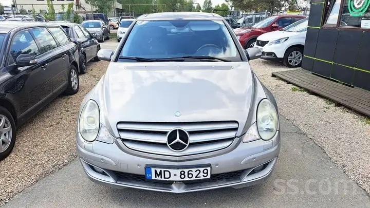Mercedes-Benz R320 2006 photo 4