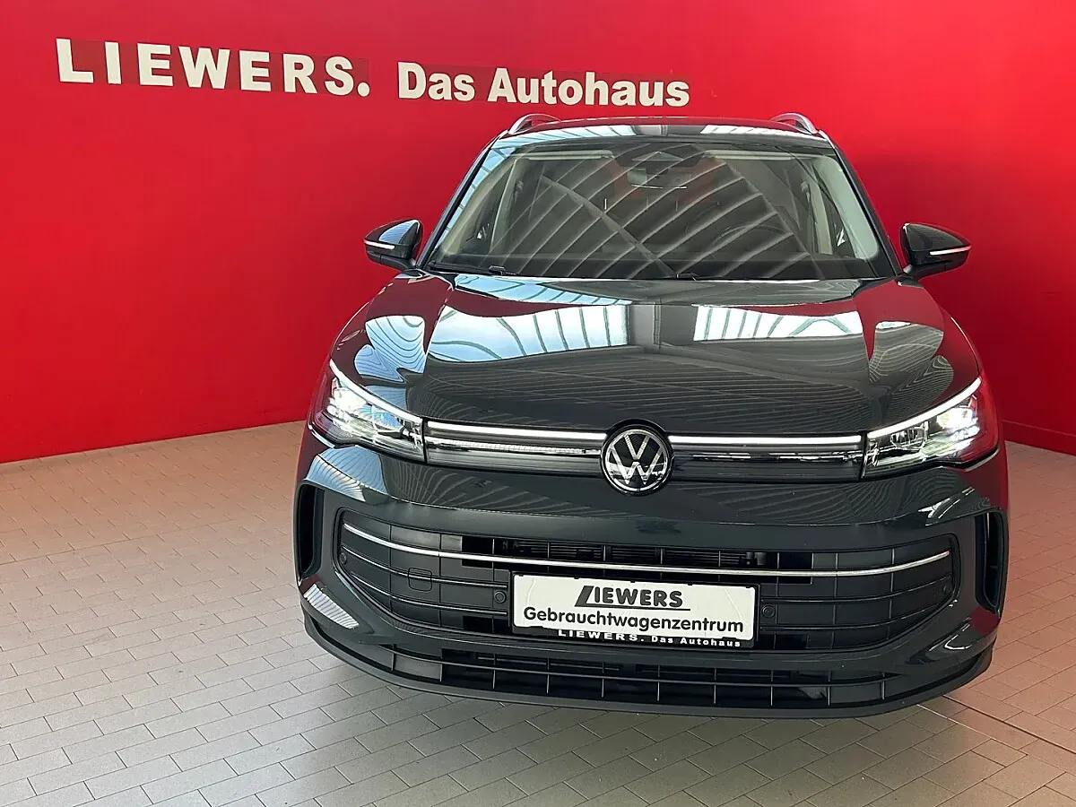 Volkswagen Tiguan 2025 photo 2