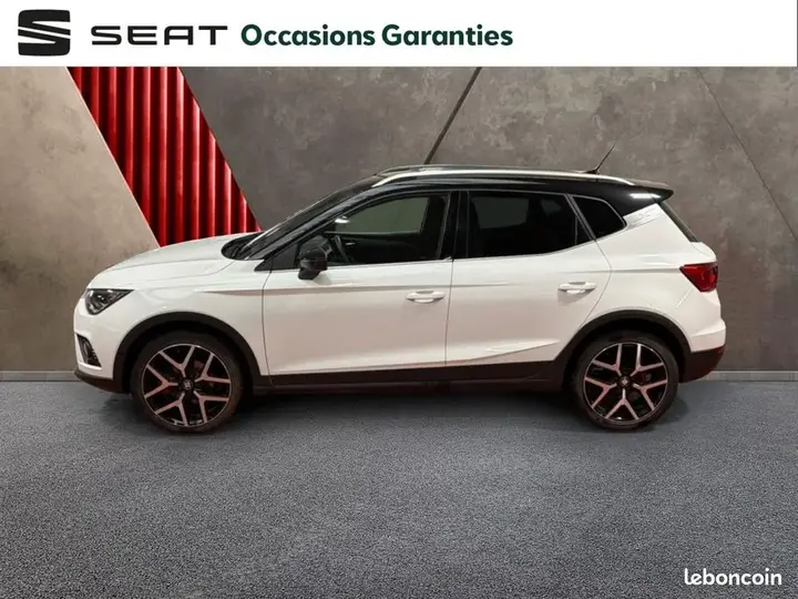 Seat Arona 2021 photo 2