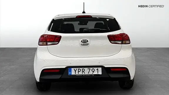 Kia Rio 2017 photo 5