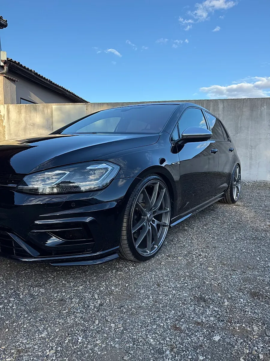 Volkswagen Golf 2018 photo 2
