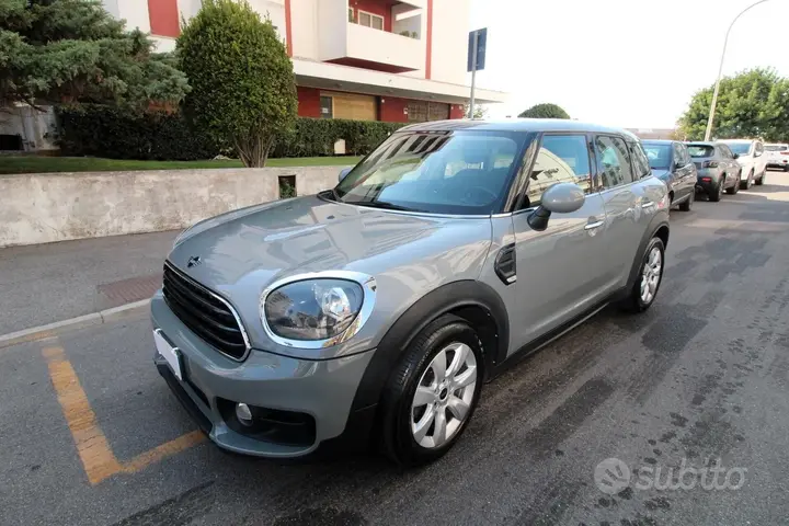 Mini Mini Countryman 2018 photo 2